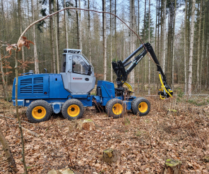 Harvester Novotný H512 