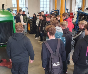 Navštívili nás studenti – budoucí opraváři zemědělských strojů