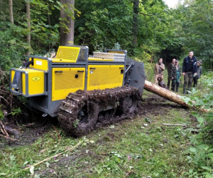 Terénní ukázka švýcarského železného koně Raup -Trac RT50