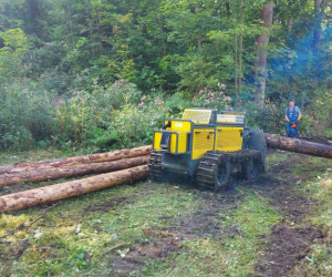 Terénní ukázka švýcarského železného koně Raup -Trac RT50